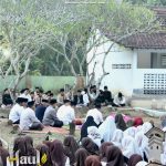 PERKUAT SANAD, KELUARGA BESAR PONDOK PESANTREN ITTIHADUL UMMAH GELAR ZIARAH (Laporan Reportase Rangkaian HAUL ke-3 Almaghfurlah KH. Imam Sayuti Farid)